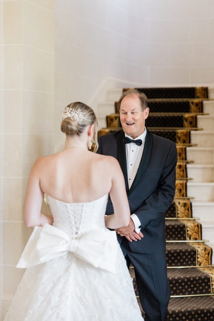 Emotional father-daughter moment at Château de Nainville-les-Roches