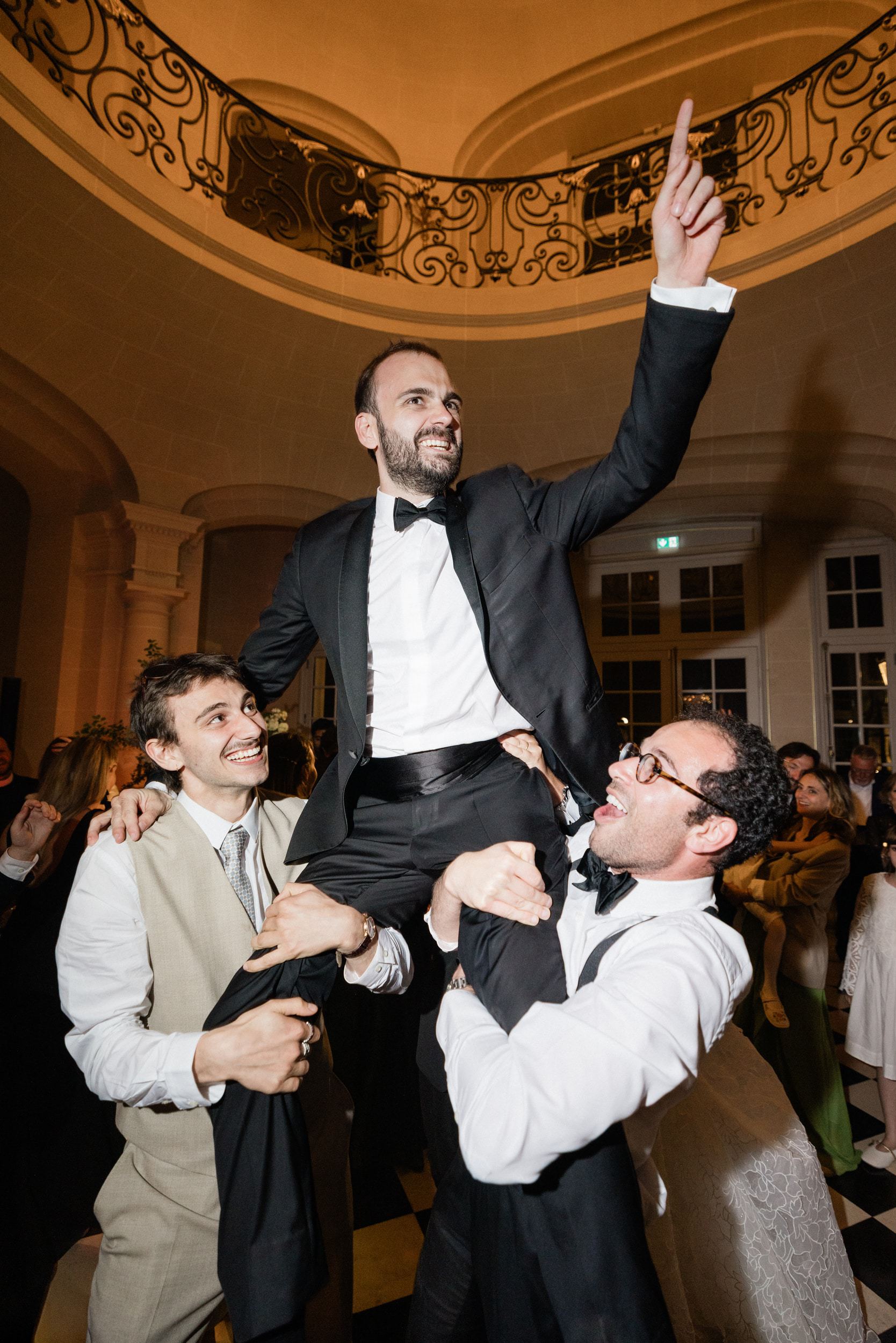 Guests enjoying the dance floor at a luxury wedding in France